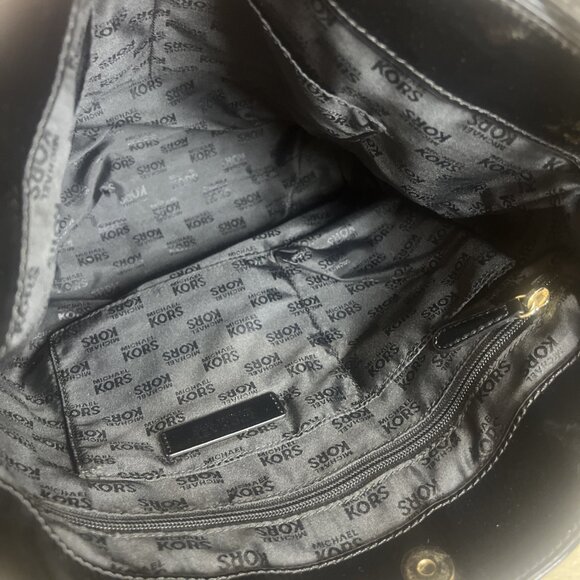 Michael Kors Jet Set Shiny Black Patent Leather Chain Tote - Picture 5 of 10